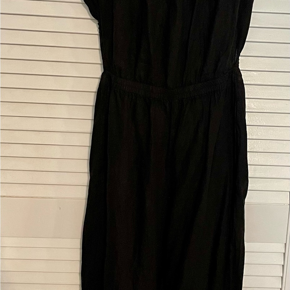 Black Linen Cut-out Jumper-Brand Velvet by Graham and Spencer. Size XL
